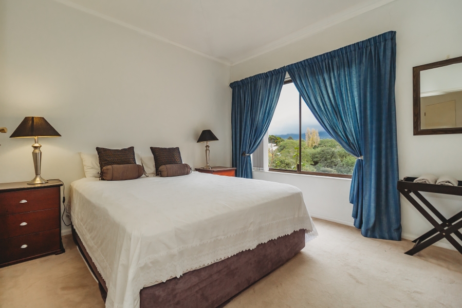 4 Bedroom Property for Sale in Bergsig Western Cape